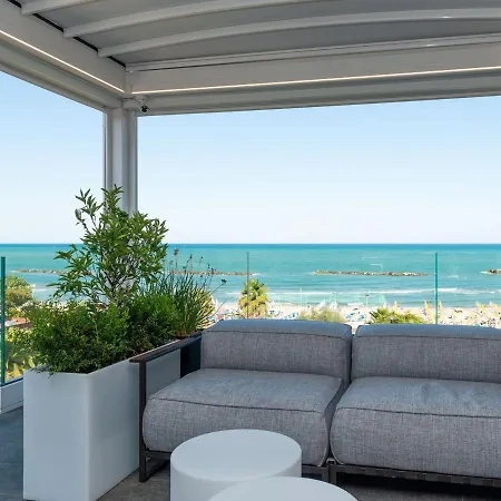 Lägenhetshotell Karma San Benedetto del Tronto