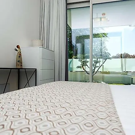 Aparthotel Karma 4*